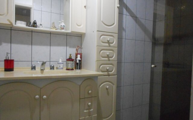 Gohouse - Loureiro 102