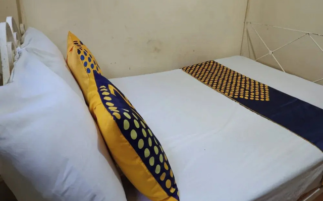 Hotel O Holy HomestayNearWisata Kopi Desa Tamansari