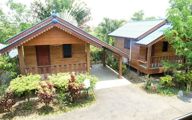 Ruenpinwilai Resort