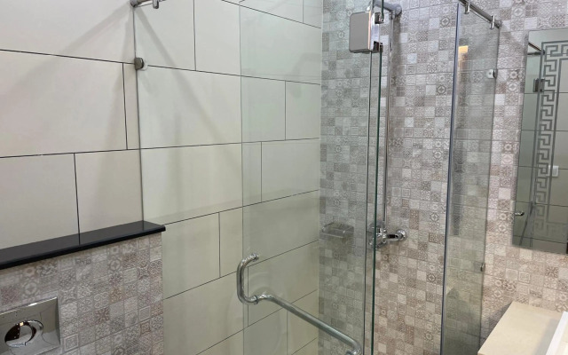 Royal Three-Bedroom Villa Dha Phase 6 Lahore