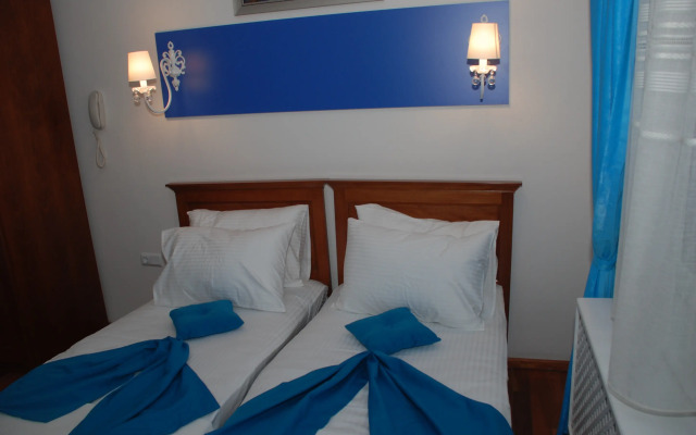 Mavi Inci Park Otel