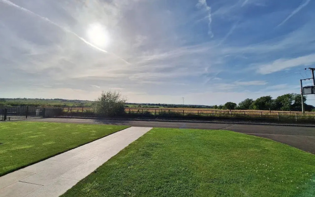 Cozy Lanarkshire Apartment With a View