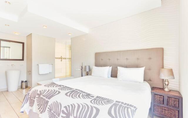 Three Bedroom Apartment - De Waterkant