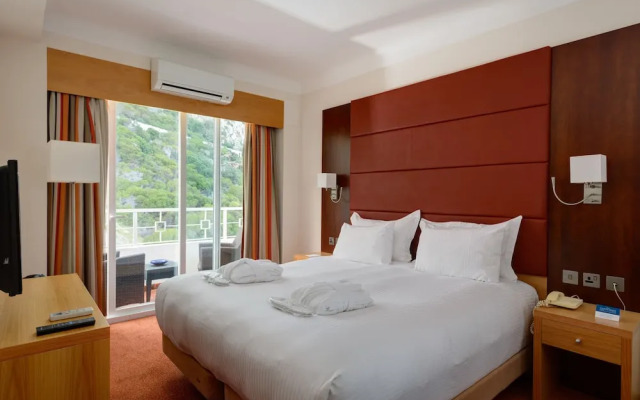 The Caleta Hotel Self-Catering Apartments