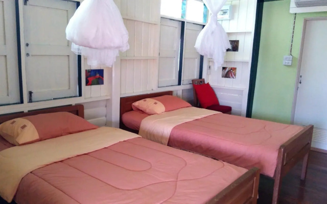 Ayutthaya Antique Homestay