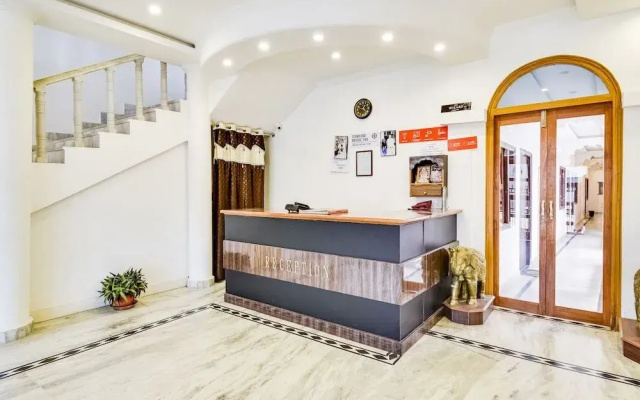 Chelsea Palace BY OYO Rooms