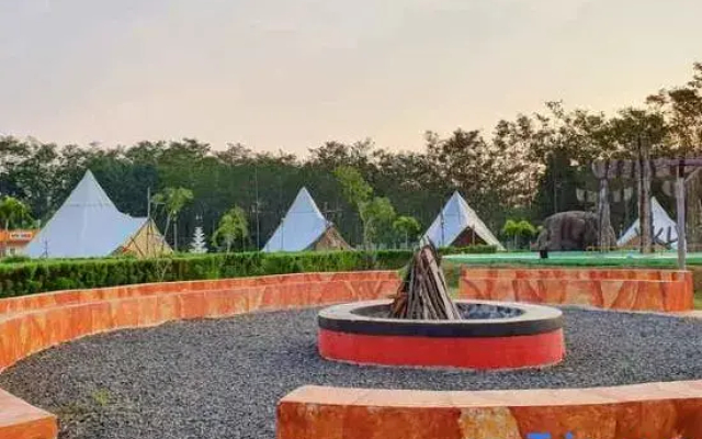 La'Ranch Glamping Adventure