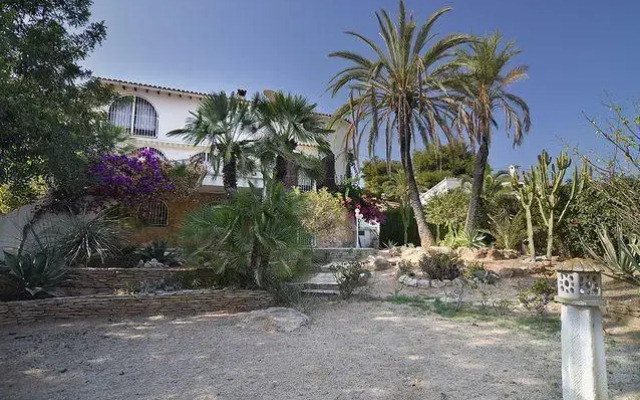 Apartment with beach, garden in Benissa