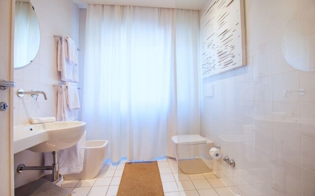 Beautiful 4 Bed Flat Close to Vatican