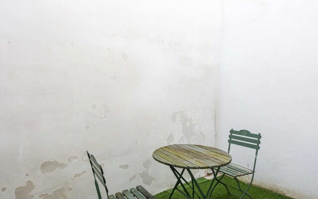 Charming Flat Near Place de la Victoire