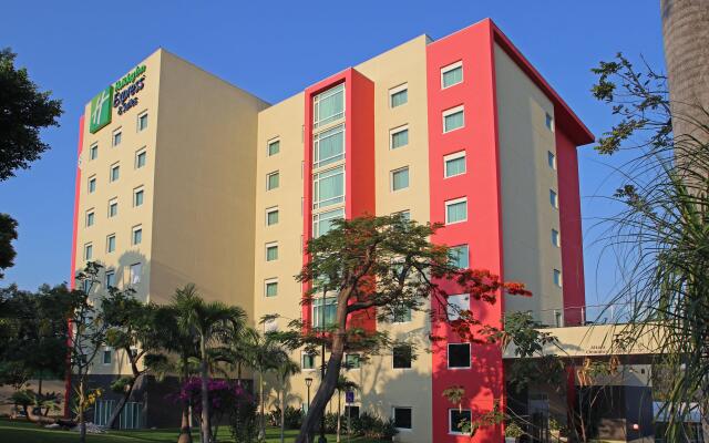 Holiday Inn Express Hotel & Suites Cuernavaca, an IHG Hotel