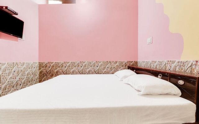 SPOT ON 38080 Hotel G.S. palace (Garden and Restaurant)