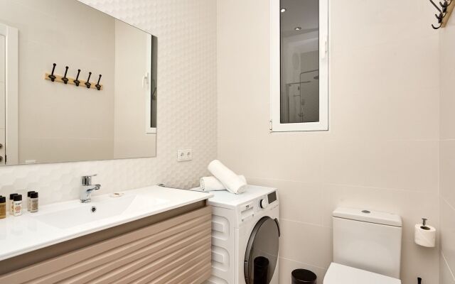 UD Apartments Barcelona - Marina Vintage Exclusive Apartment (2BR)