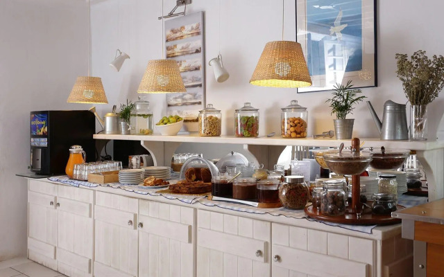Albatros Club Mykonos