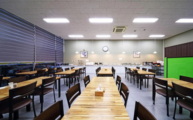 The Hotel Yeong Jong