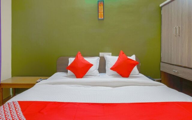 OYO Flagship 14294 De Rest