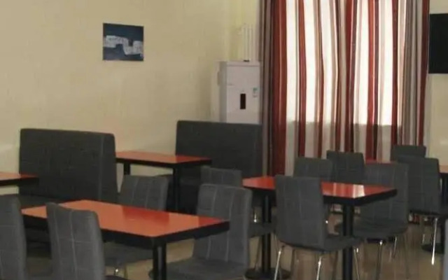 Thank Hotel Laiwu Luzhong East Street