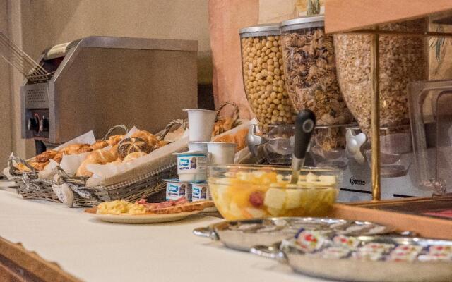 Arass Hotel & Business Flats