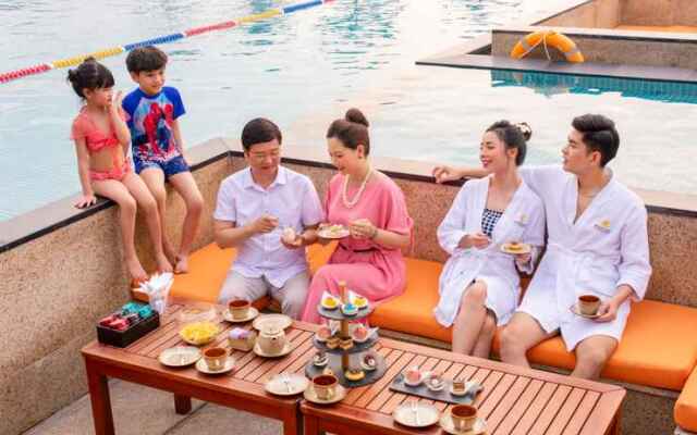 Premier Village Ha Long Bay Resort