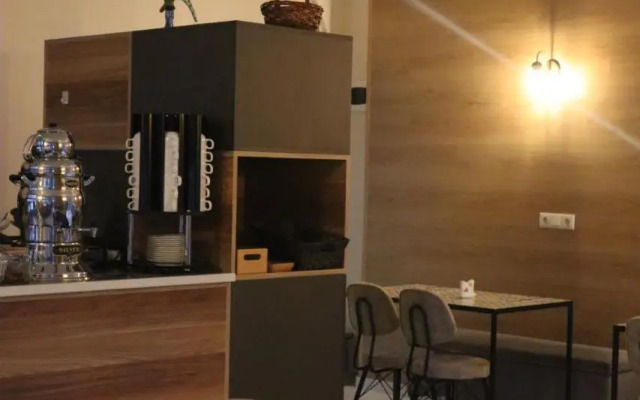 ASHTAL beach HOTEL 17\01