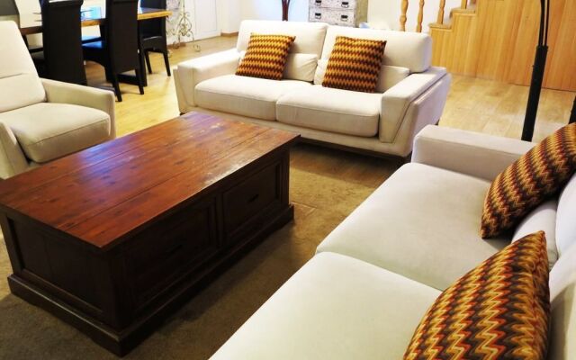 WelcomeTbilisi Old Town Apartments