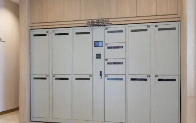 HanTing Hotel (Pingxiang Luxi Jinding Avenue Manshiqu)