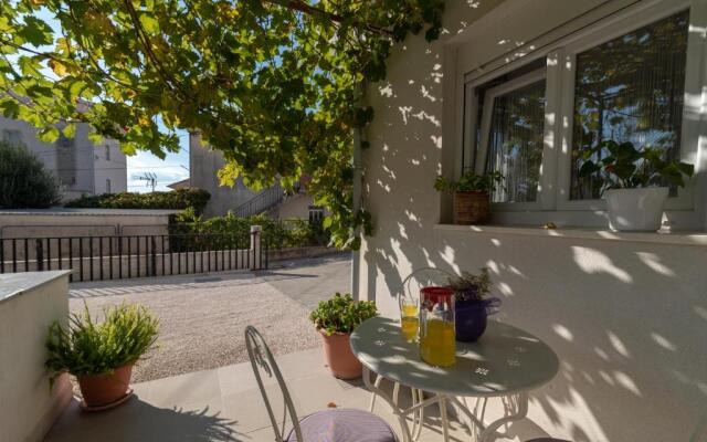 Apartments Bruna Trogir
