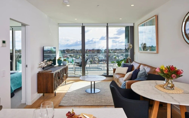 1 Bedroom Apartment With Parking Close To Beach