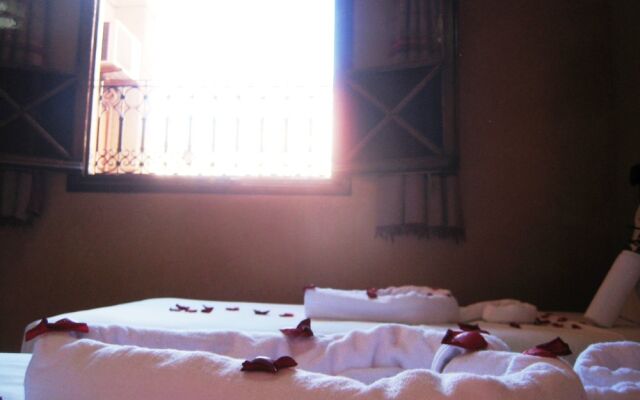 Riad Douirtna