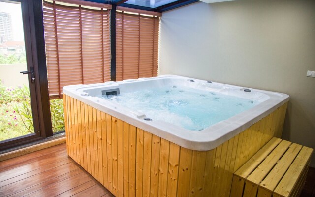 Eco House