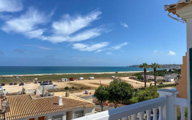 Ocean's Eye Sea view, 200m from the beach