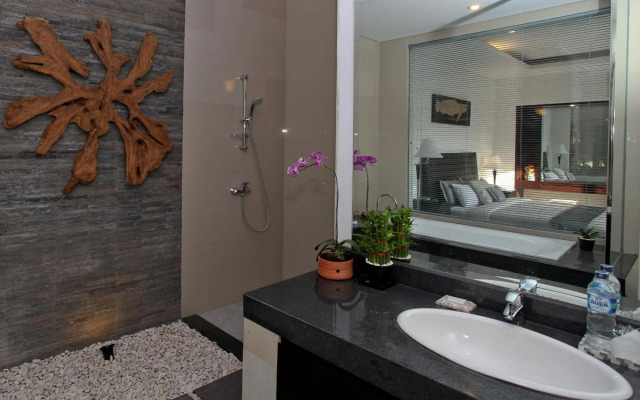Heliconia Villa