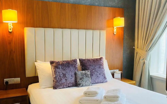 Best Western Plus Croft Hotel