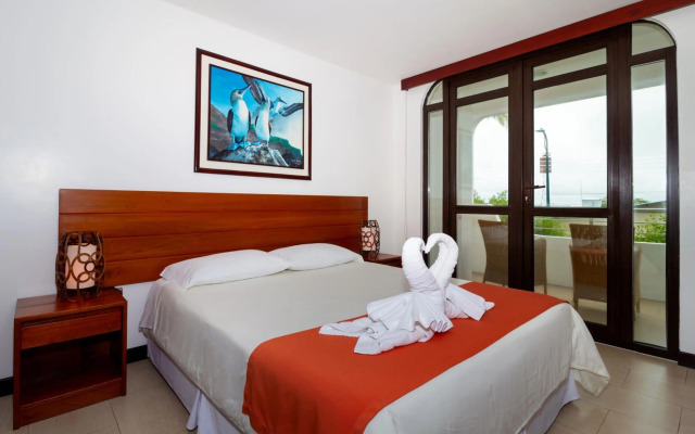 Galapagos Apartments - Bay View House