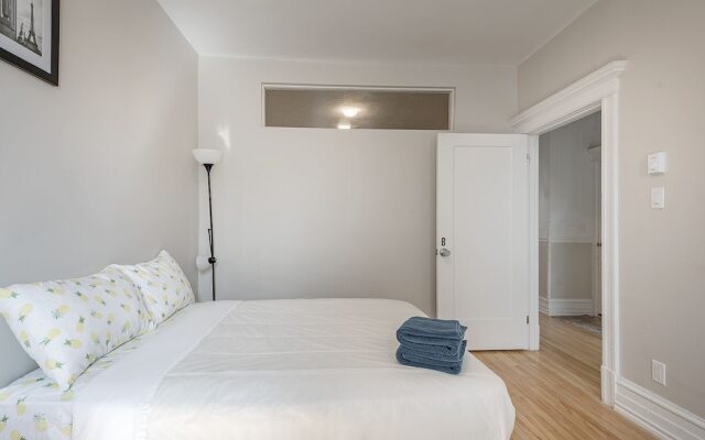 5225 rue Saint-urbain