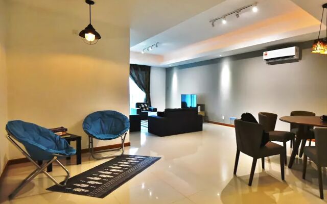 The N Suites Cozy and Spacious