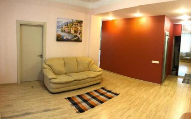 Doba In Ua Hoholya Apartments