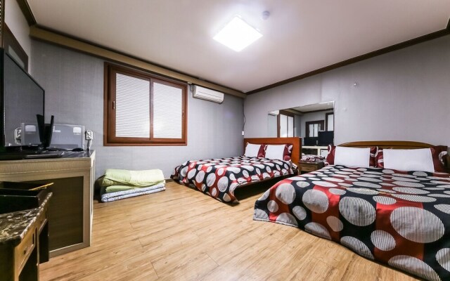 Daejeon Yuseong Hotel 141