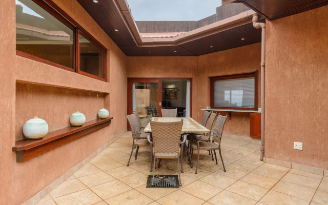 San Lameer Villa Rentals 14328