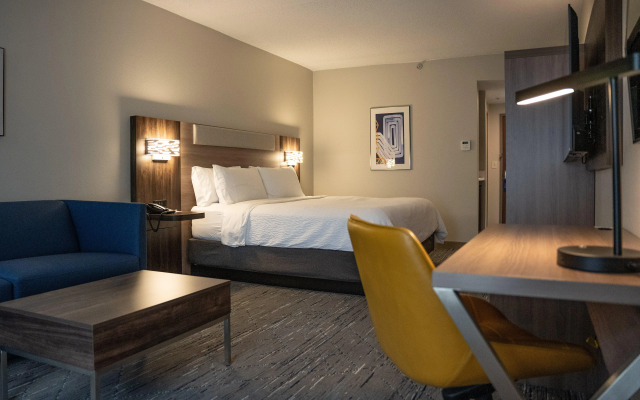 Holiday Inn Express Hotel & Suites West Chester by IHG