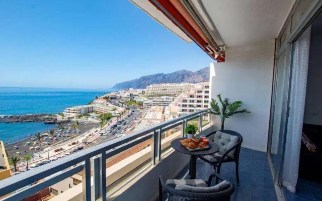 Ocean Breeze Apartment by DreamHomesTenerife
