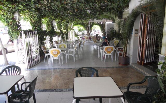 Hotel Sacratif