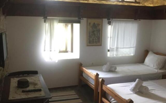 Konaku Guest house