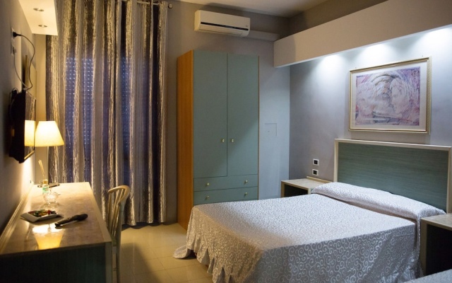 Maximo Hotel