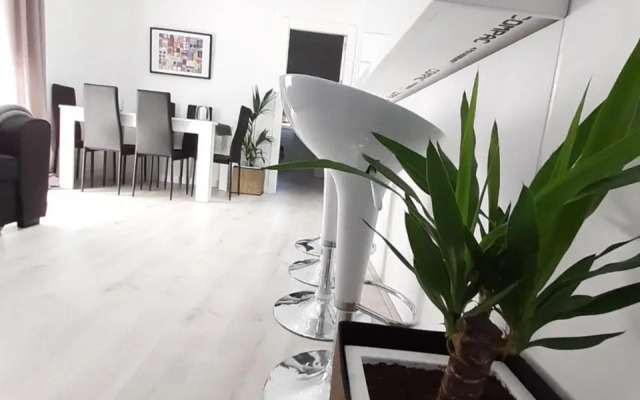 Domotic Lux Apartment