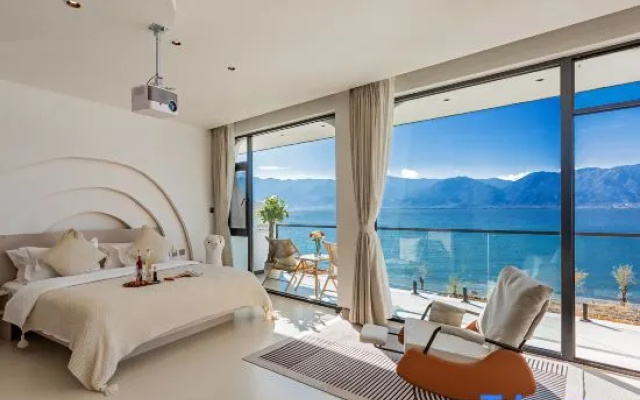 The other shore of Dali Cloud Seascape Inn (Double Corridor Inn) – Guest Rooms – Dali