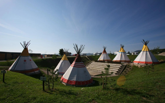 Plitvice Holiday Resort - Campsite