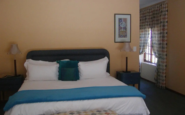 Milkwood Lodge - Hermanus