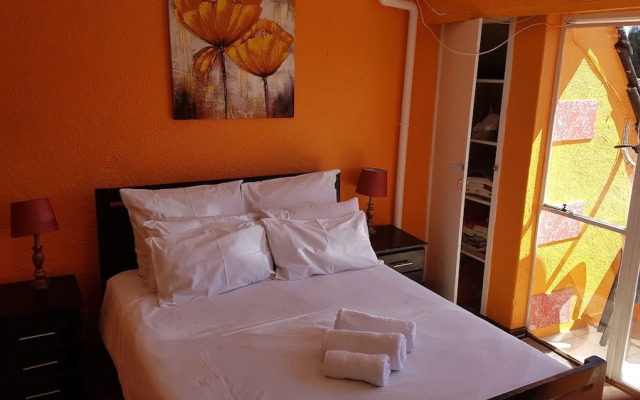 Lolos Cosy One Bedroom Apartment
