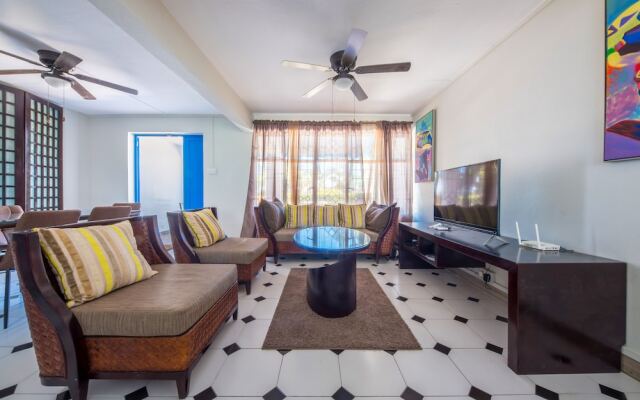 Nenuphar Apartment by Dream Escapes